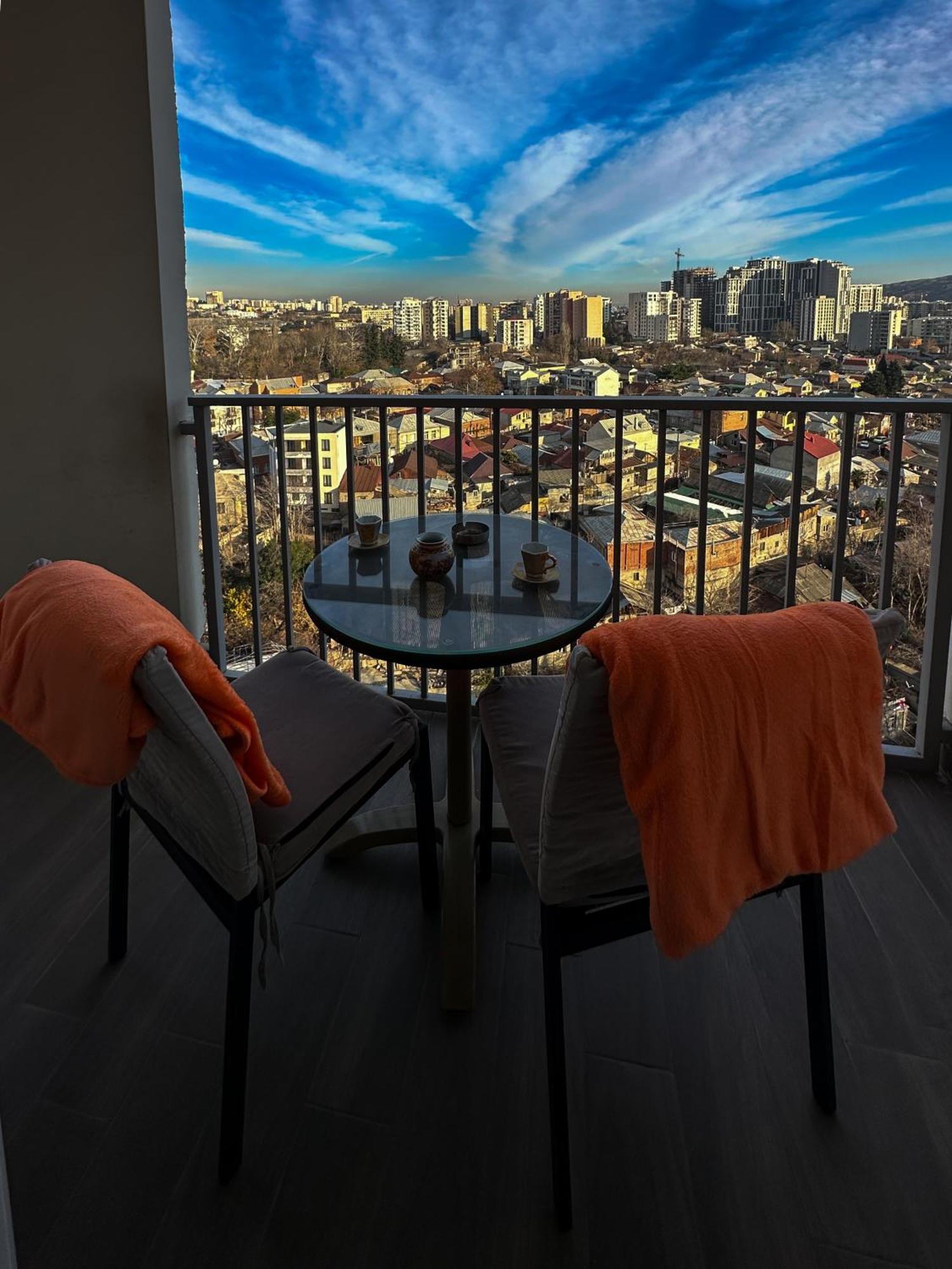 Apartments With View ティビリシ エクステリア 写真