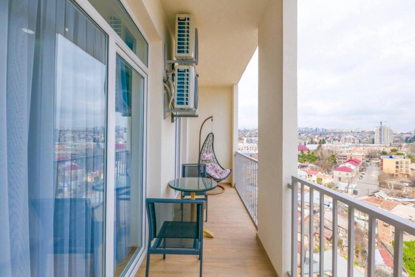 Apartments With View ティビリシ エクステリア 写真
